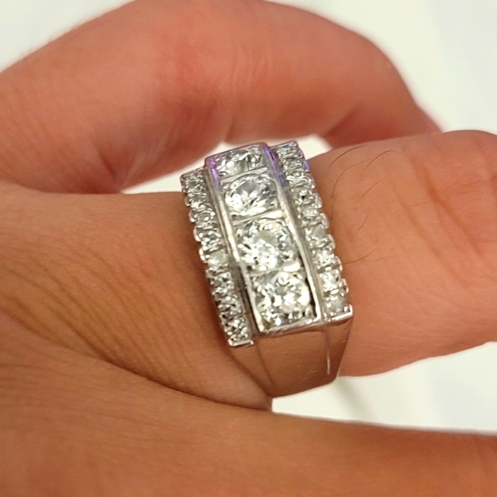 Unisex 14k diamonds ring